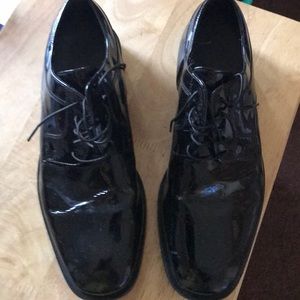 Men’s dress shoes